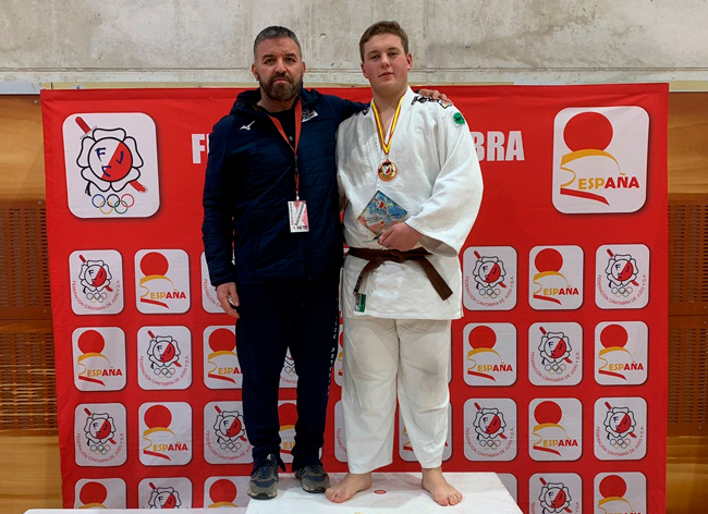 Diego Menéndez, del “Judo Lena”, al Campeonato de España en un año en el que está dejando huella