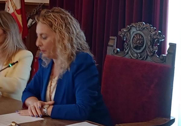 La alcaldesa de Lena convoca una Junta de Portavoces urgente ante la presión del “Caso Casino”